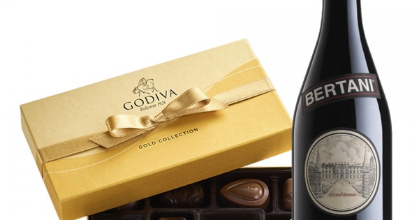 【2本セット】BertaniAmarone della Valpolicella 2本セット】BertaniAmarone della Valpolicella Buy Amarone